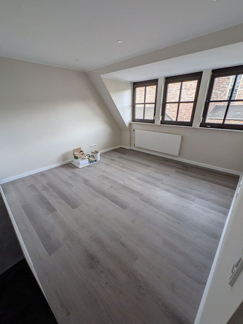 Pronájem bytu 3+1 50 m², Schmidtstraße 8, Rüdesheim am Rhein, Hessen Pronájem bytu 3+1 50 m², Schmidtstraße 8, Rüdesheim am Rhein, Hessen