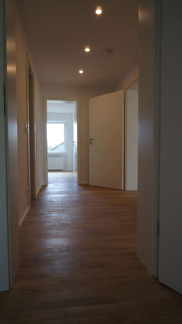 Prodej domu 313 m², pozemek 547 m², Glück-Auf-Str. 3, Wilnsdorf, Severní Porýní-Vestfálsko Prodej domu 313 m², pozemek 547 m², Glück-Auf-Str. 3, Wilnsdorf, Severní Porýní-Vestfálsko