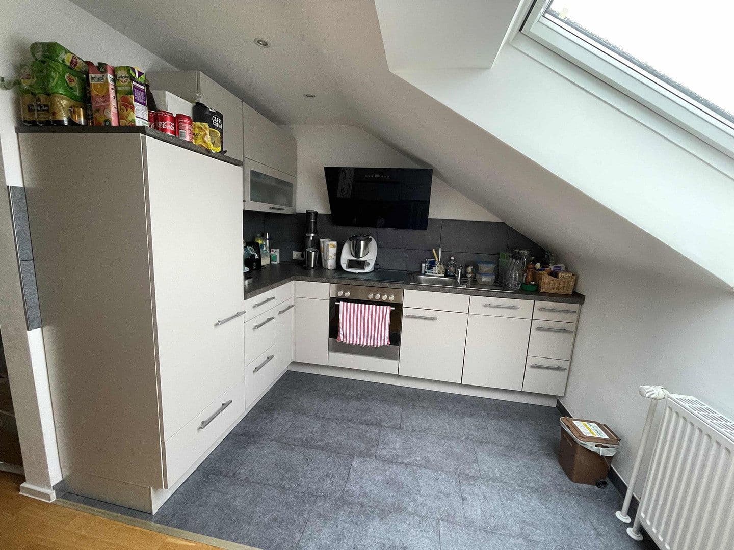 Prodej domu 313 m², pozemek 547 m², Glück-Auf-Str. 3, Wilnsdorf, Severní Porýní-Vestfálsko Prodej domu 313 m², pozemek 547 m², Glück-Auf-Str. 3, Wilnsdorf, Severní Porýní-Vestfálsko