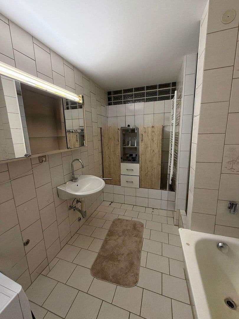 Pronájem bytu 4+1 121 m², Berliner Platz 8, Sindelfingen, Bádensko-Württembersko Pronájem bytu 4+1 121 m², Berliner Platz 8, Sindelfingen, Bádensko-Württembersko