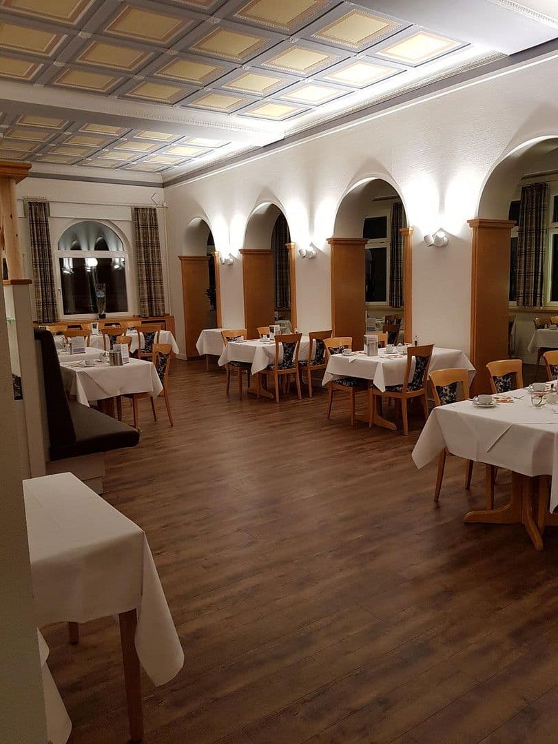 Pronájem nebytového prostoru 299 m², Schömberger Straße 9, Freudenstadt, Bádensko-Württembersko Pronájem nebytového prostoru 299 m², Schömberger Straße 9, Freudenstadt, Bádensko-Württembersko