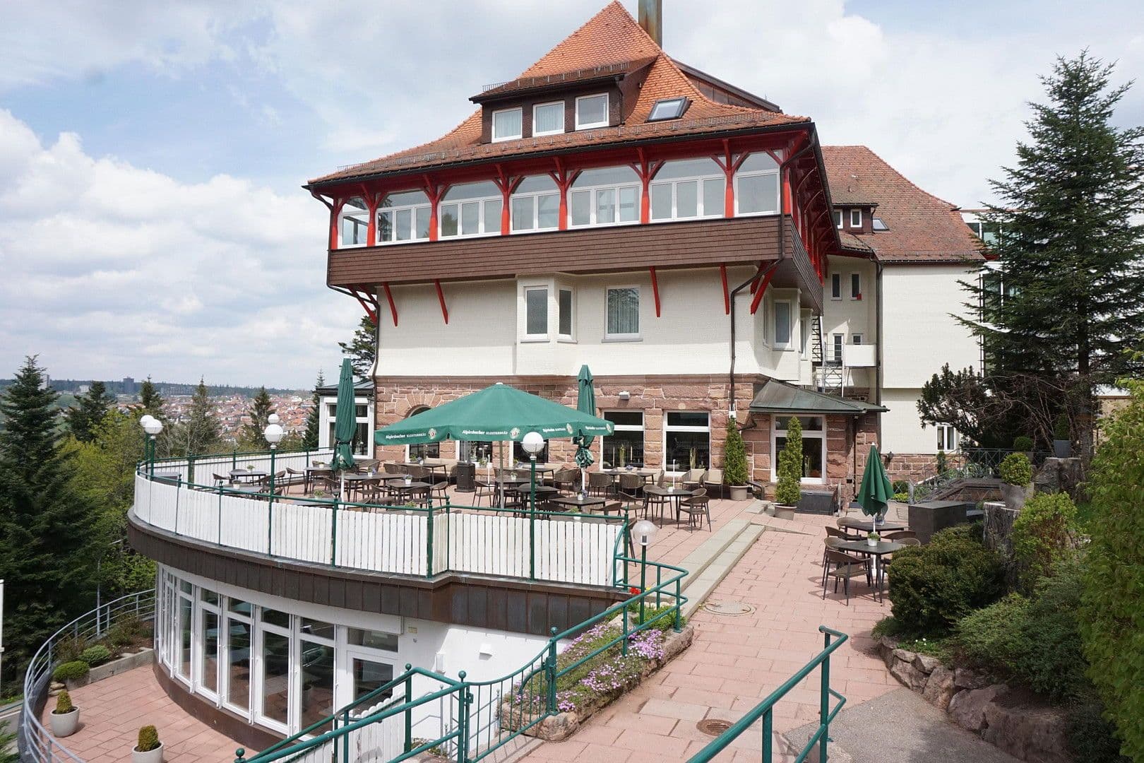 Pronájem nebytového prostoru 299 m², Schömberger Straße 9, Freudenstadt, Bádensko-Württembersko Pronájem nebytového prostoru 299 m², Schömberger Straße 9, Freudenstadt, Bádensko-Württembersko