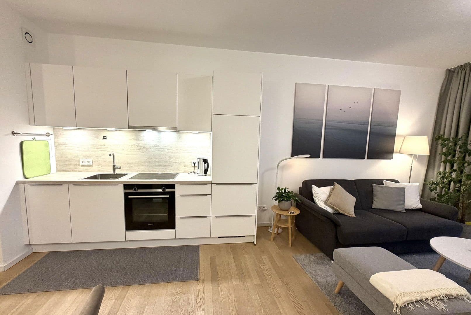 Pronájem bytu 2+1 57 m², Mühlenstrasse 20, Berlin, Berlín Pronájem bytu 2+1 57 m², Mühlenstrasse 20, Berlin, Berlín