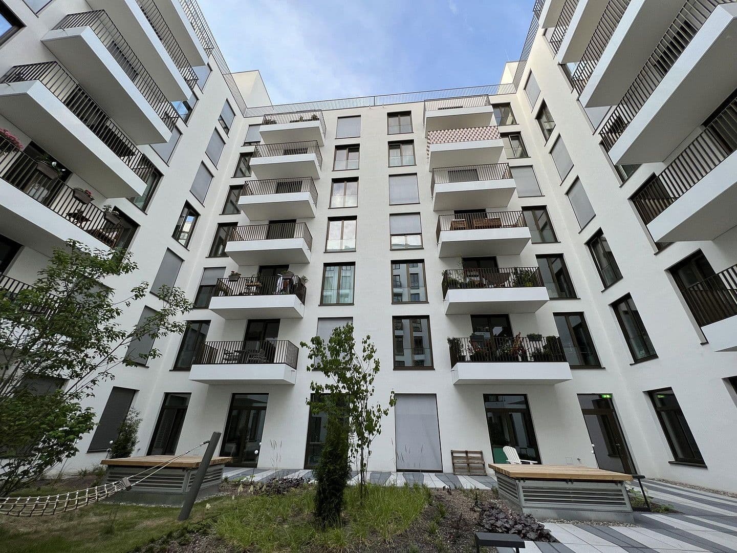 Pronájem bytu 2+1 57 m², Mühlenstrasse 20, Berlin, Berlín Pronájem bytu 2+1 57 m², Mühlenstrasse 20, Berlin, Berlín
