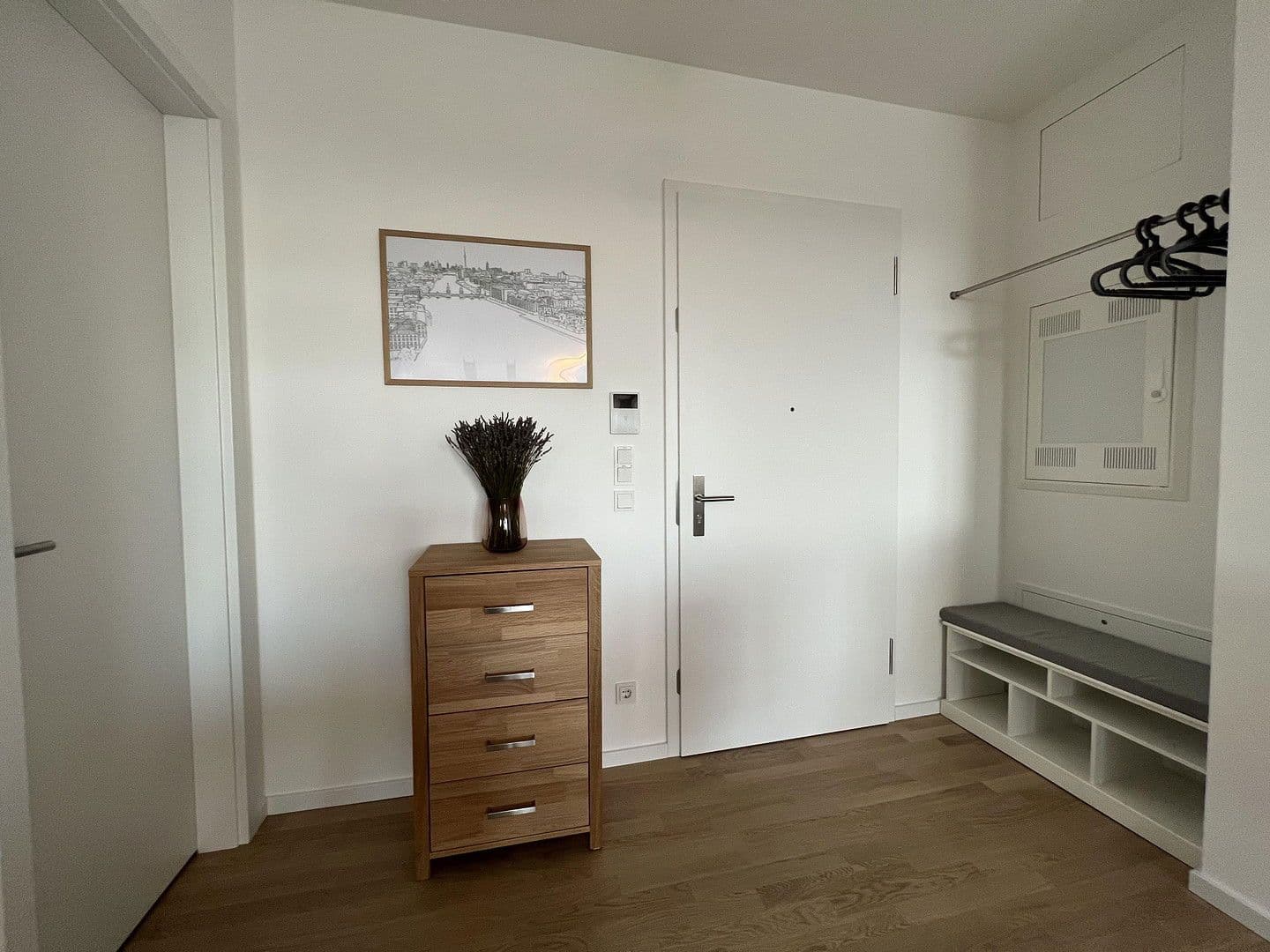 Pronájem bytu 2+1 57 m², Mühlenstrasse 20, Berlin, Berlín Pronájem bytu 2+1 57 m², Mühlenstrasse 20, Berlin, Berlín