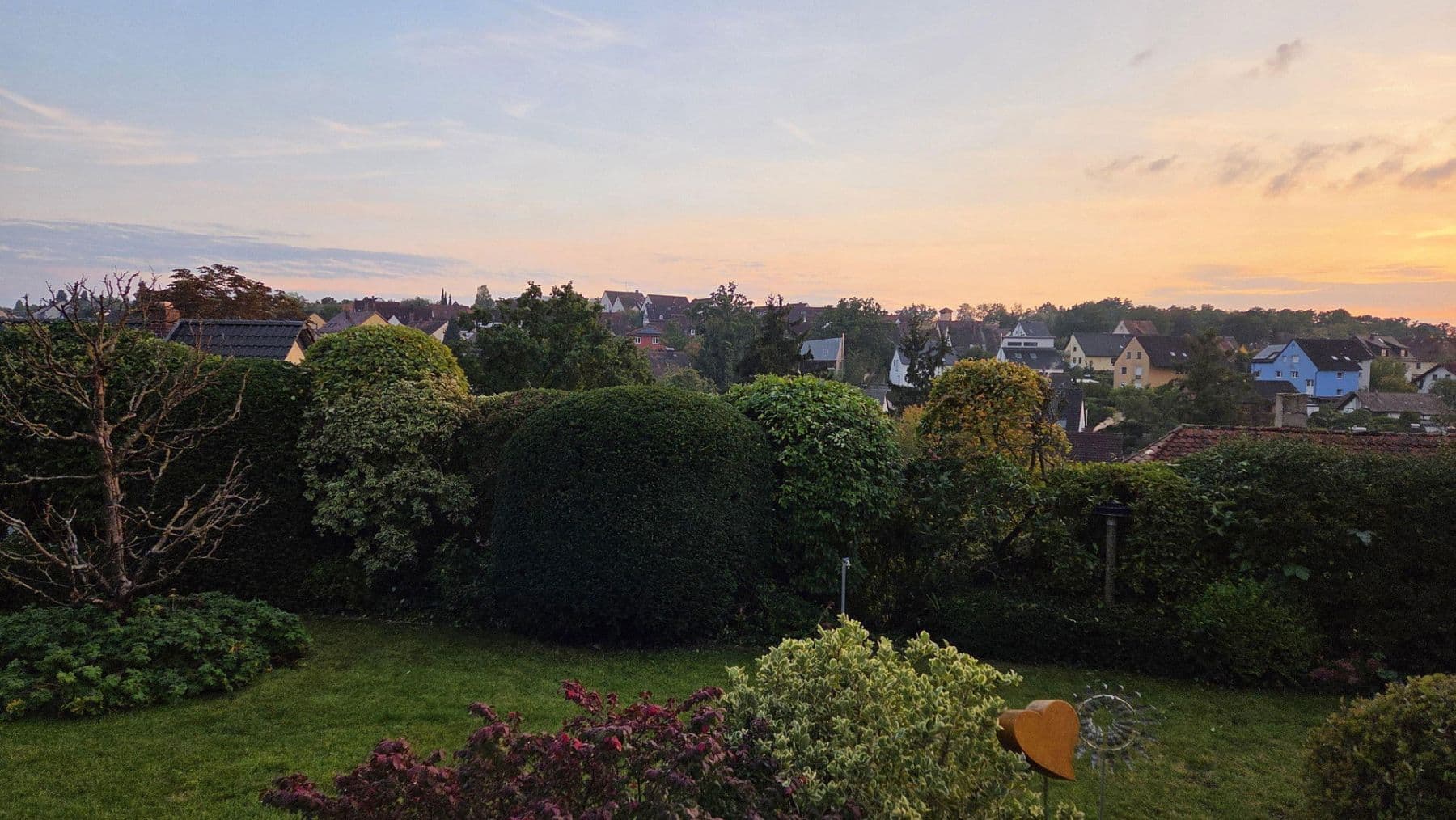 Prodej domu 162 m², pozemek 659 m², Roßtal, Bavorsko Prodej domu 162 m², pozemek 659 m², Roßtal, Bavorsko