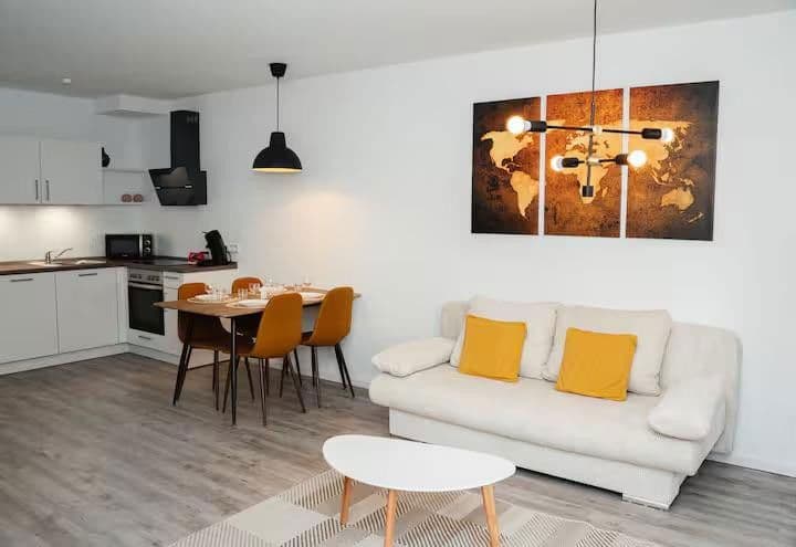 Pronájem bytu 2+1 59 m², Bremen, Bremen Pronájem bytu 2+1 59 m², Bremen, Bremen