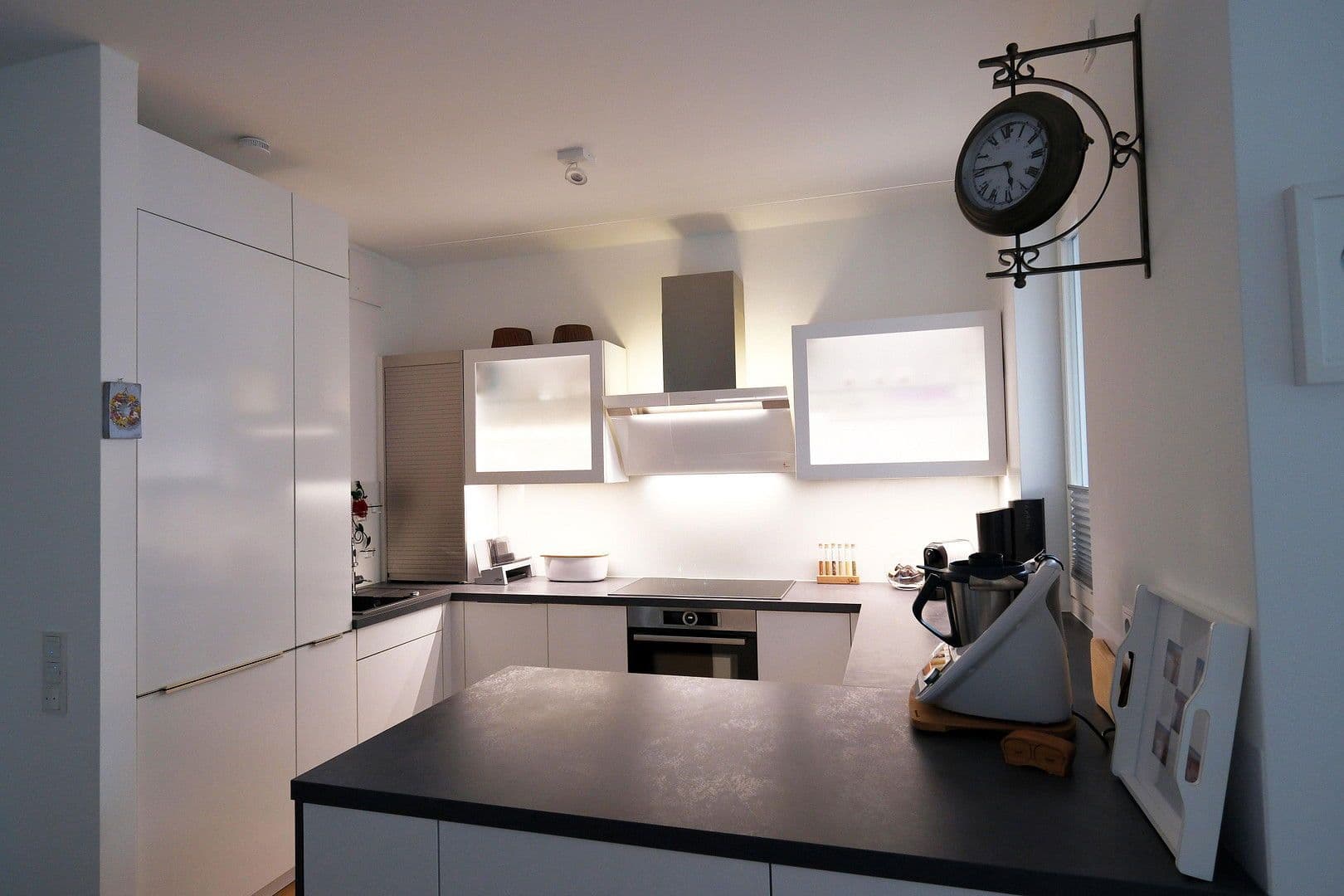 Prodej bytu 3+1 121 m², Berlin, Berlín Prodej bytu 3+1 121 m², Berlin, Berlín