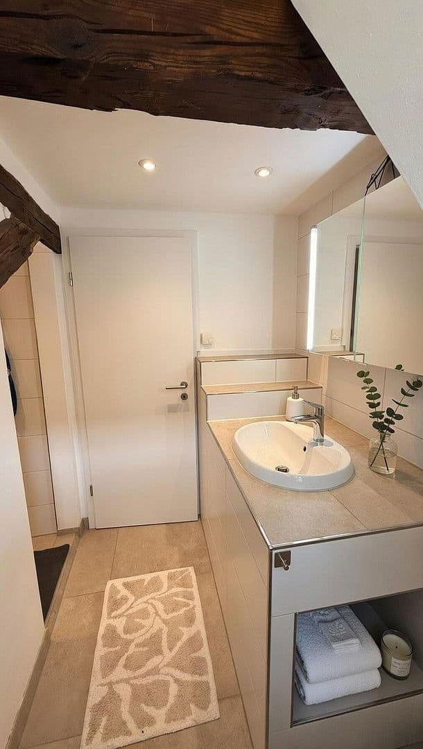 Pronájem domu 98 m², pozemek 200 m², Pflaumbachstraße 22, Großostheim, Bavorsko Pronájem domu 98 m², pozemek 200 m², Pflaumbachstraße 22, Großostheim, Bavorsko