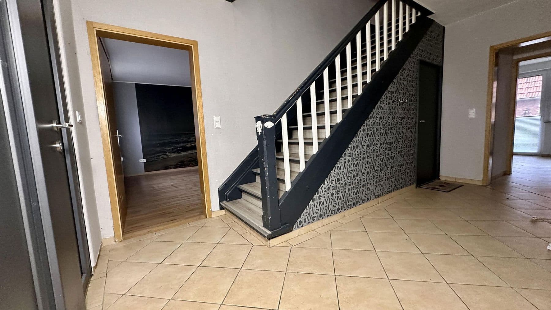 Pronájem domu 200 m², pozemek 328 m², Hagenstraße 13, Wolfhagen, Hessen Pronájem domu 200 m², pozemek 328 m², Hagenstraße 13, Wolfhagen, Hessen