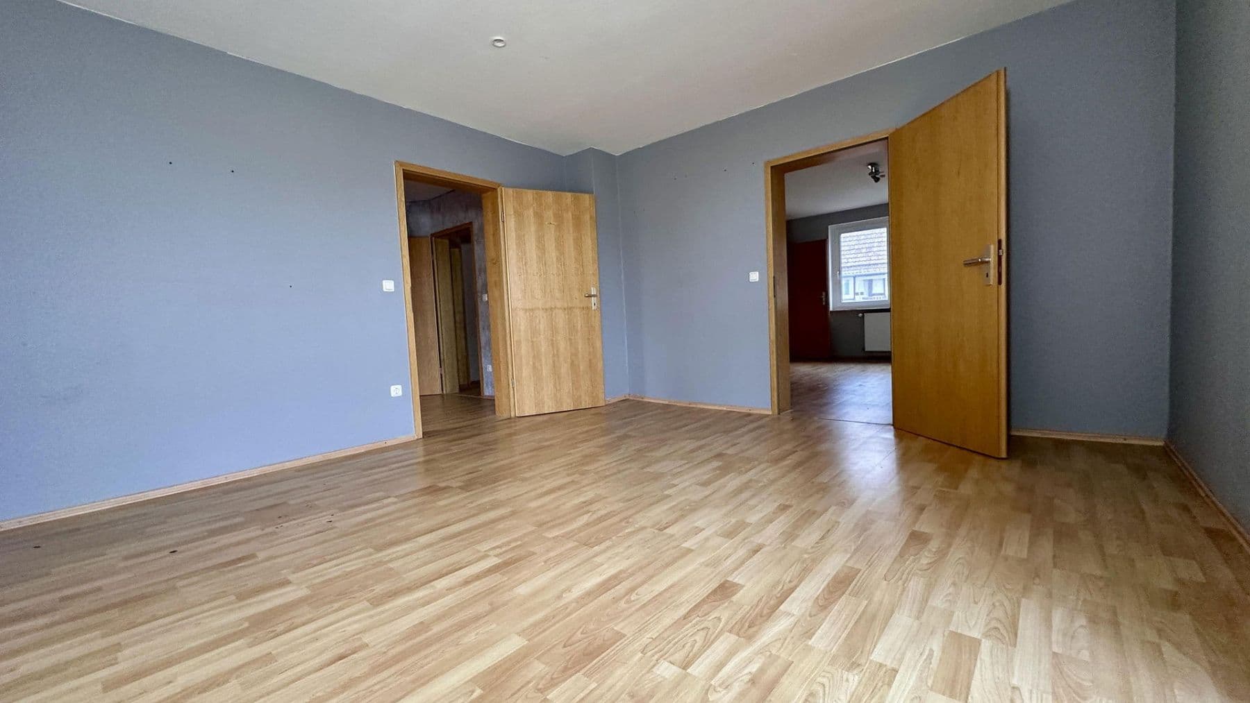 Pronájem domu 200 m², pozemek 328 m², Hagenstraße 13, Wolfhagen, Hessen Pronájem domu 200 m², pozemek 328 m², Hagenstraße 13, Wolfhagen, Hessen