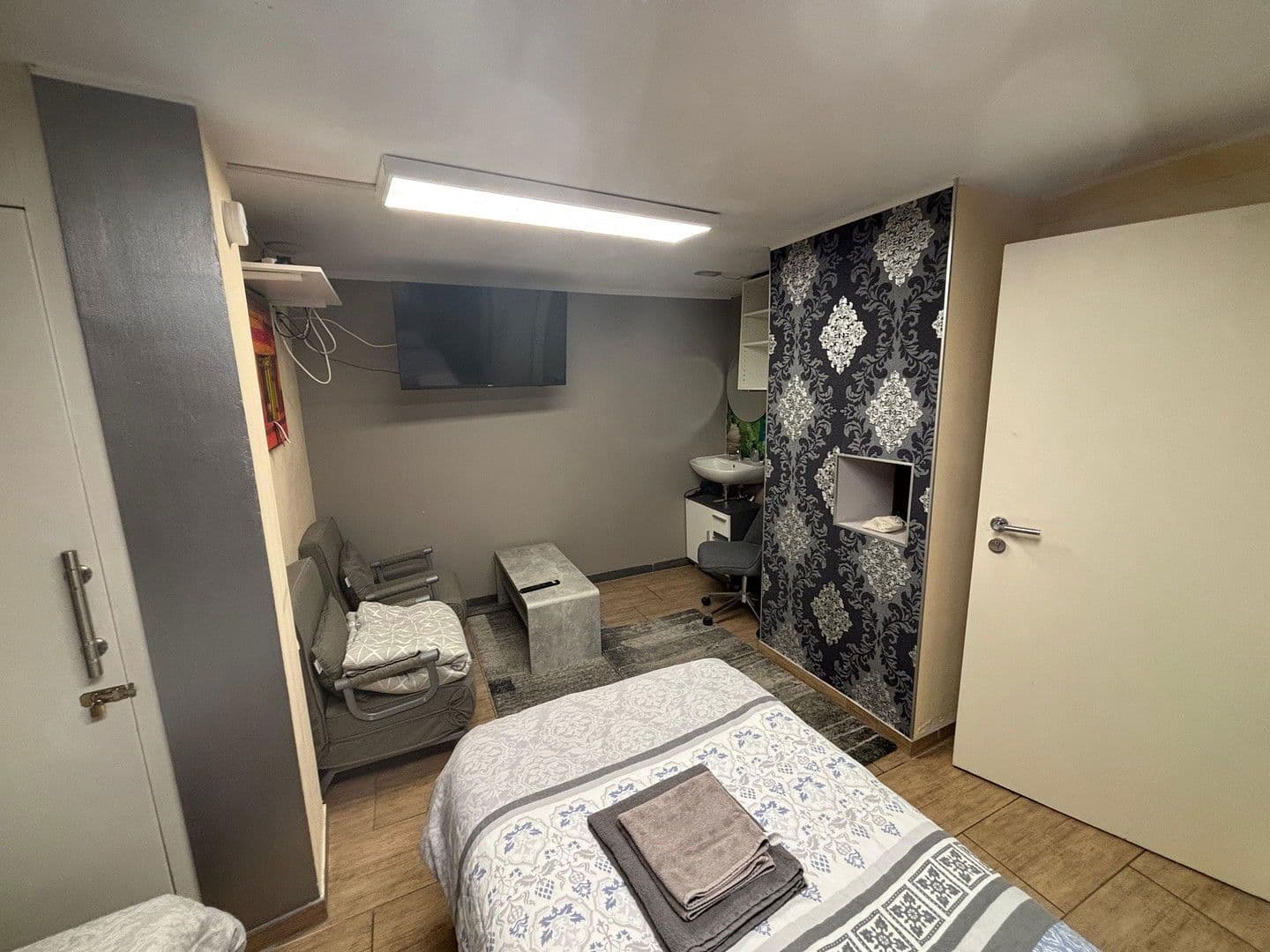 Pronájem bytu 2+1 43 m², Trier Feyen/Weismark, Porýní-Falc Pronájem bytu 2+1 43 m², Trier Feyen/Weismark, Porýní-Falc