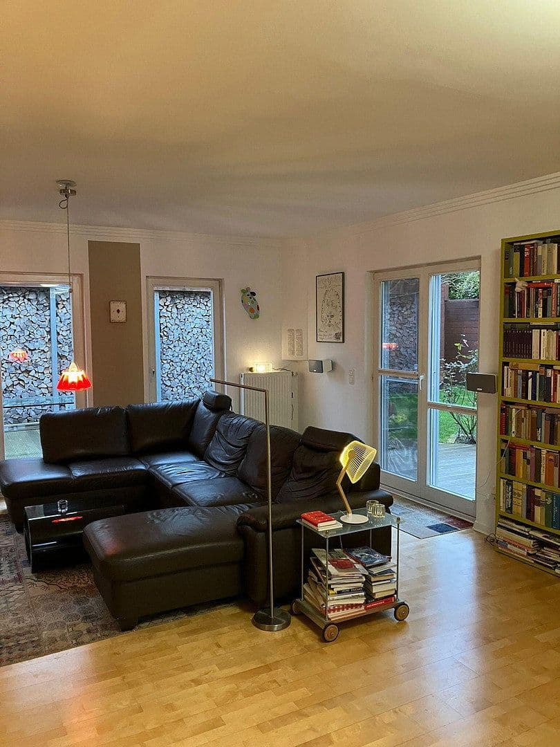 Prodej domu 162 m², pozemek 458 m², Udenheim, Porýní-Falc Prodej domu 162 m², pozemek 458 m², Udenheim, Porýní-Falc