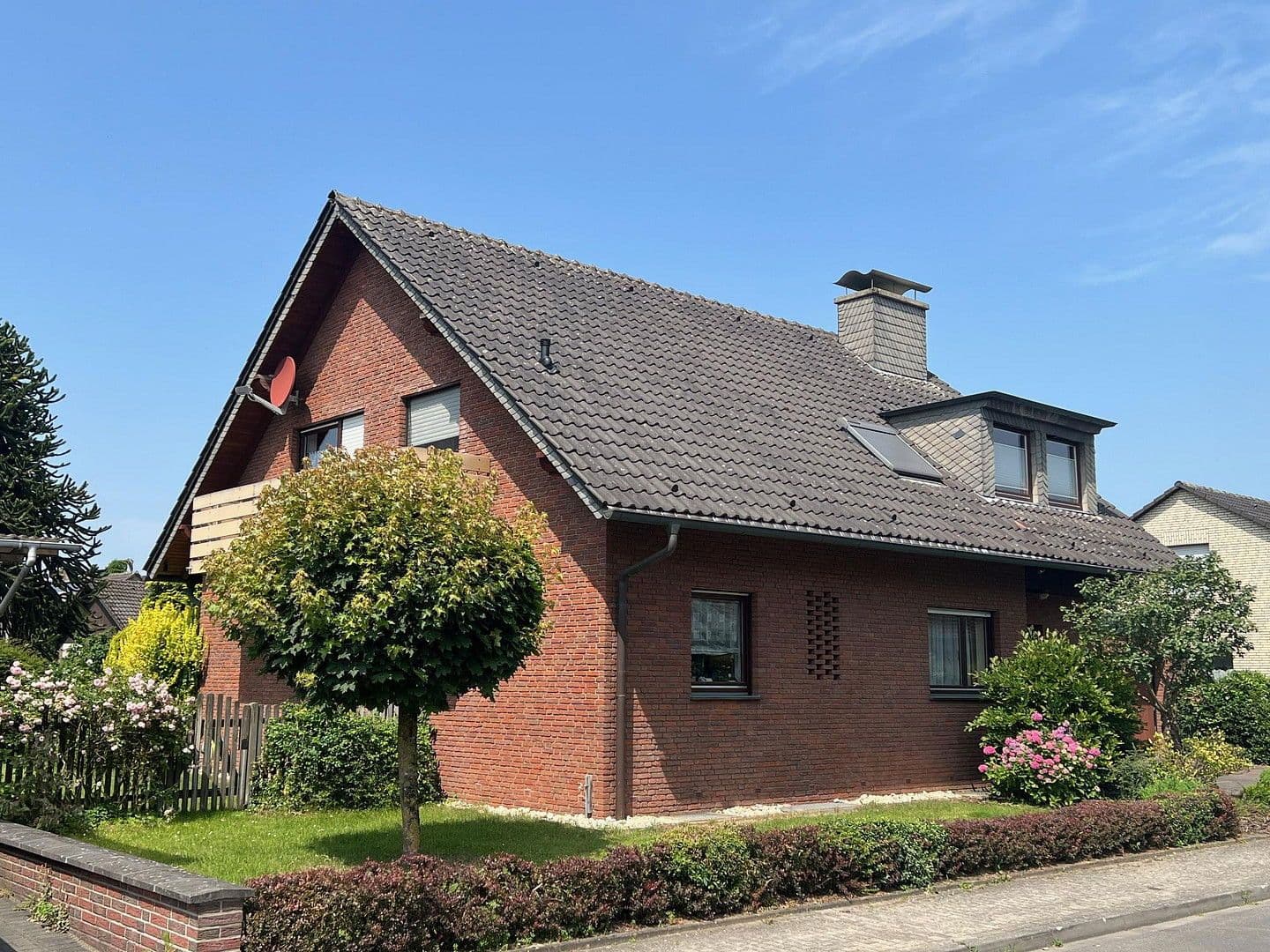 Prodej domu 180 m², pozemek 701 m², Rheinberg, Severní Porýní-Vestfálsko Prodej domu 180 m², pozemek 701 m², Rheinberg, Severní Porýní-Vestfálsko