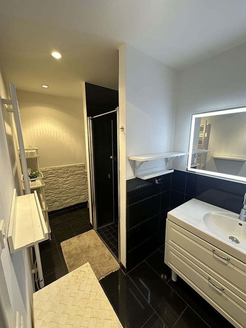 Pronájem bytu 2+kk 77 m², Körnerstr. 18/1, Ludwigsburg, Bádensko-Württembersko Pronájem bytu 2+kk 77 m², Körnerstr. 18/1, Ludwigsburg, Bádensko-Württembersko