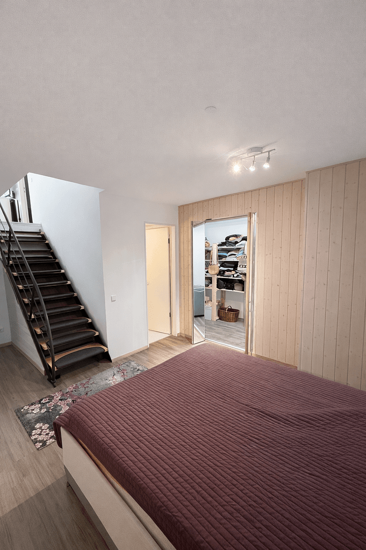 Pronájem bytu 3+1 90 m², August Hörmann Platz 2, Gauting, Bavorsko Pronájem bytu 3+1 90 m², August Hörmann Platz 2, Gauting, Bavorsko