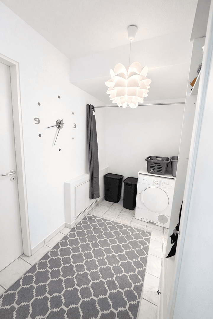 Pronájem bytu 3+1 90 m², August Hörmann Platz 2, Gauting, Bavorsko Pronájem bytu 3+1 90 m², August Hörmann Platz 2, Gauting, Bavorsko