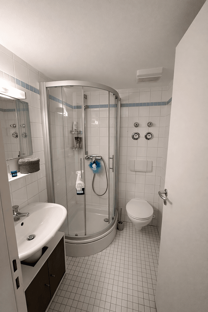 Pronájem bytu 3+1 90 m², August Hörmann Platz 2, Gauting, Bavorsko Pronájem bytu 3+1 90 m², August Hörmann Platz 2, Gauting, Bavorsko