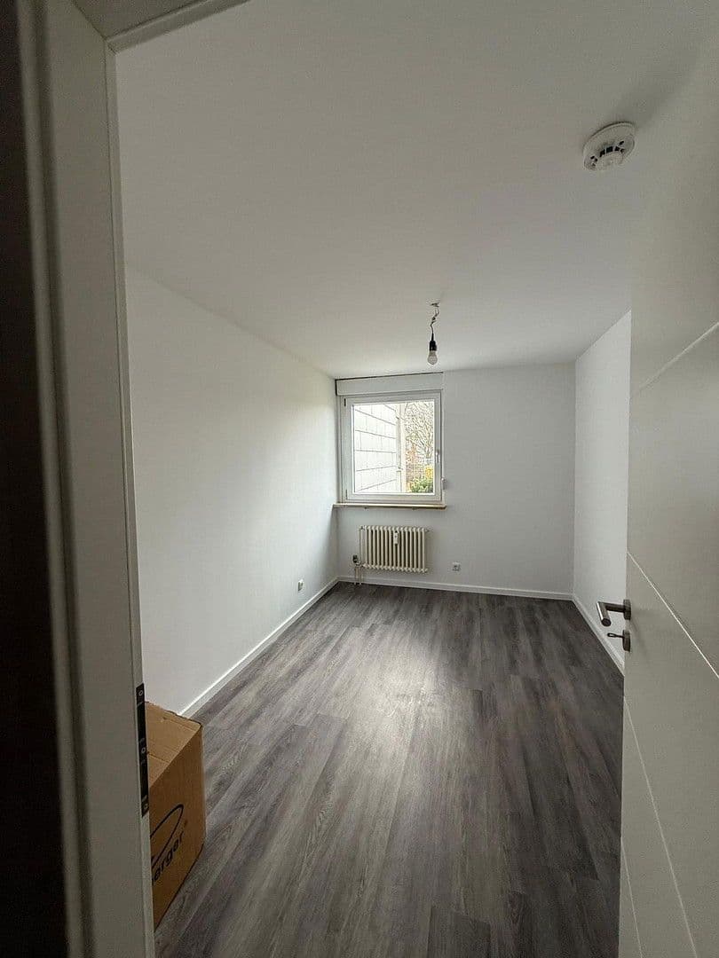 Pronájem bytu 3+1 70 m², Georg Ledebour Str. 18, Nürnberg, Bavorsko Pronájem bytu 3+1 70 m², Georg Ledebour Str. 18, Nürnberg, Bavorsko
