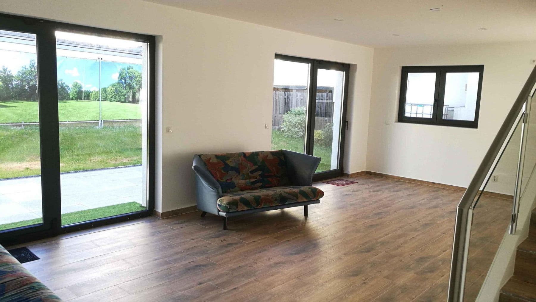 Pronájem domu 160 m², pozemek 385 m², Wächtersbach, Hessen Pronájem domu 160 m², pozemek 385 m², Wächtersbach, Hessen