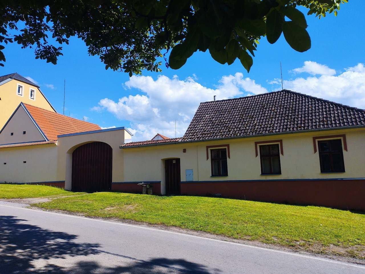 Pronájem chaty, chalupy, Ledenice, Jihočeský kraj Pronájem chaty, chalupy, Ledenice, Jihočeský kraj