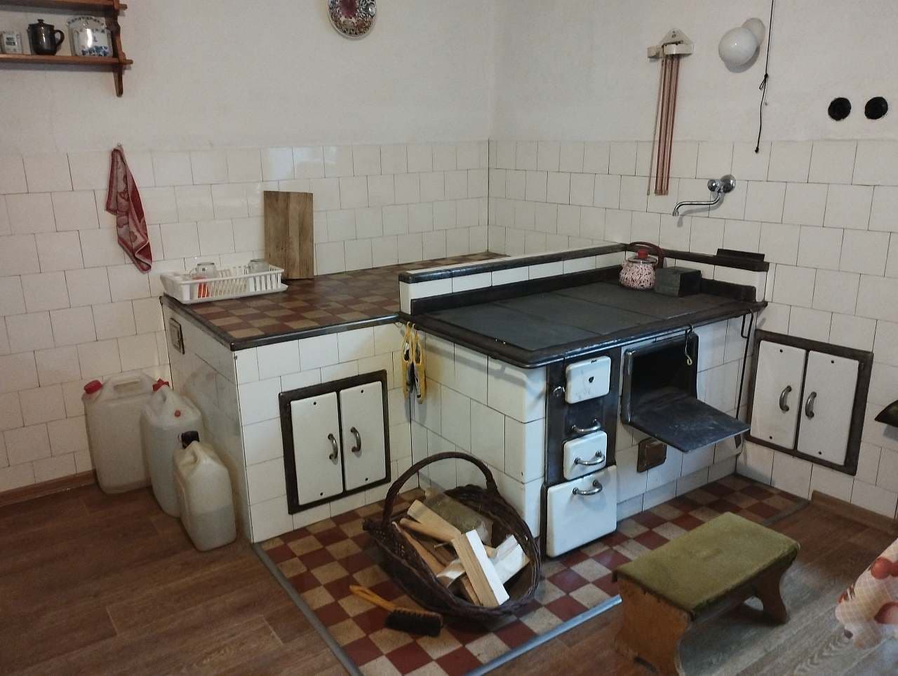 Pronájem chaty, chalupy, Ledenice, Jihočeský kraj Pronájem chaty, chalupy, Ledenice, Jihočeský kraj