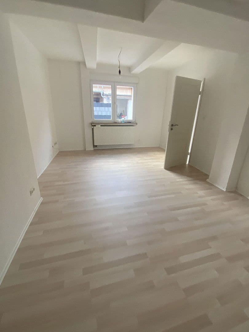 Pronájem domu 160 m², pozemek 160 m², Gronau, Dolní Sasko Pronájem domu 160 m², pozemek 160 m², Gronau, Dolní Sasko