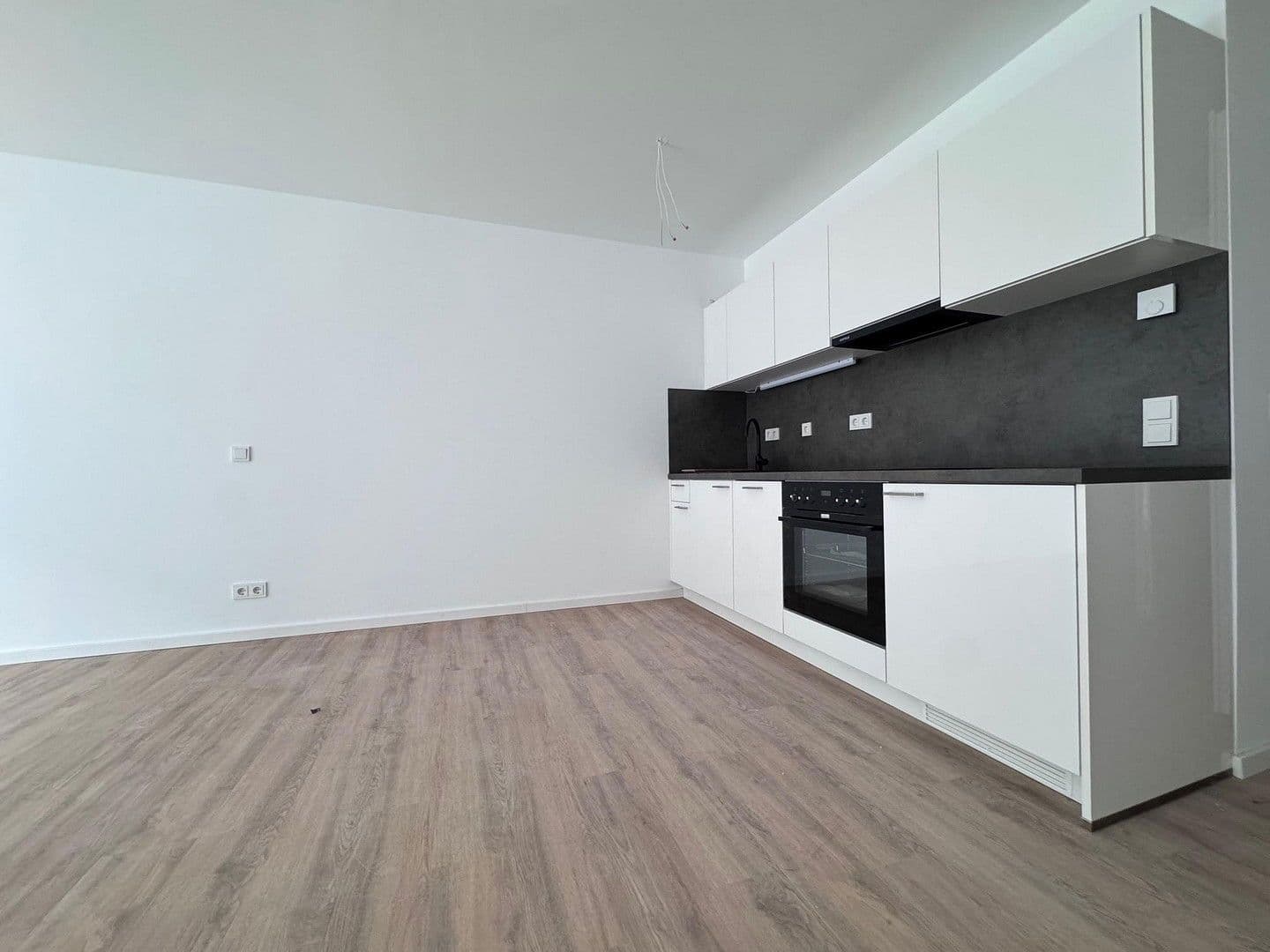 Pronájem bytu 1+1 41 m², Theodor-Mathieu-Straße 20, Bamberg, Bavorsko Pronájem bytu 1+1 41 m², Theodor-Mathieu-Straße 20, Bamberg, Bavorsko
