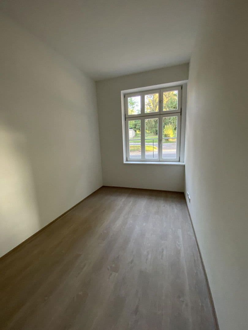 Pronájem bytu 2+1 57 m², Schlaurother Str. 10, Zhořelec, Sasko Pronájem bytu 2+1 57 m², Schlaurother Str. 10, Zhořelec, Sasko