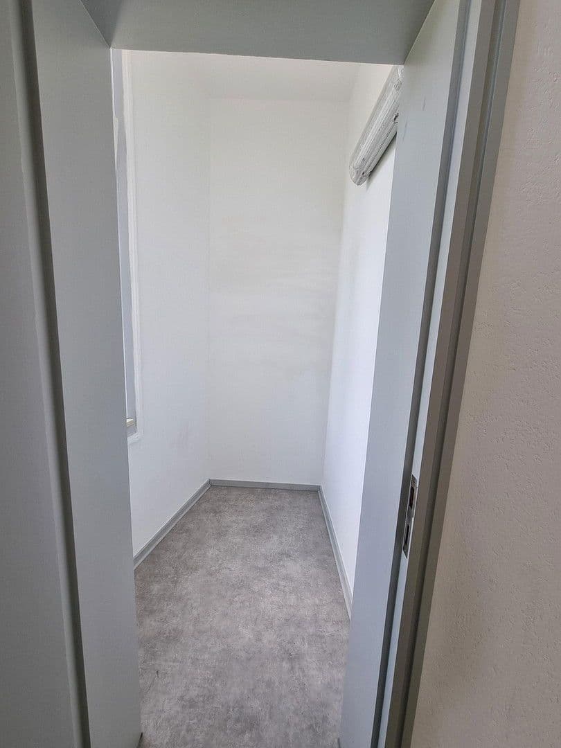 Pronájem bytu 3+1 82 m², Hintere Kreuzgasse 7, Coburg, Bavorsko Pronájem bytu 3+1 82 m², Hintere Kreuzgasse 7, Coburg, Bavorsko