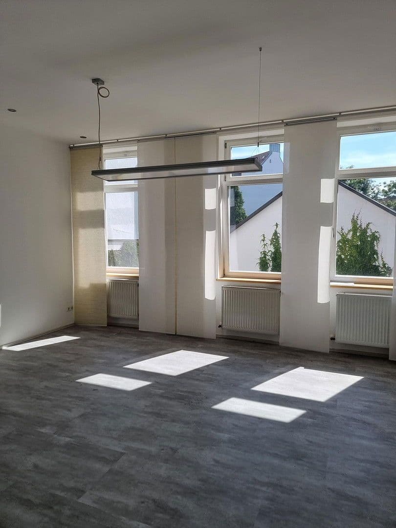 Pronájem bytu 3+1 82 m², Hintere Kreuzgasse 7, Coburg, Bavorsko Pronájem bytu 3+1 82 m², Hintere Kreuzgasse 7, Coburg, Bavorsko