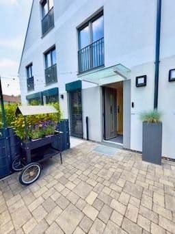 Pronájem bytu 4+kk 124 m², Hamburg, Hamburg Pronájem bytu 4+kk 124 m², Hamburg, Hamburg