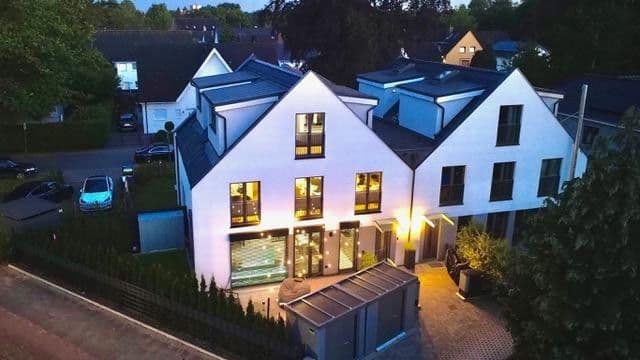 Pronájem bytu 4+kk 124 m², Hamburg, Hamburg Pronájem bytu 4+kk 124 m², Hamburg, Hamburg