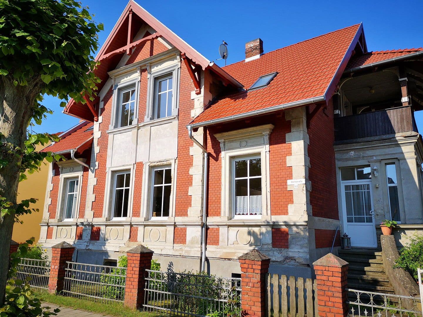 Prodej domu 150 m², pozemek 985 m², Fürstenberg/Havel, Braniborsko Prodej domu 150 m², pozemek 985 m², Fürstenberg/Havel, Braniborsko