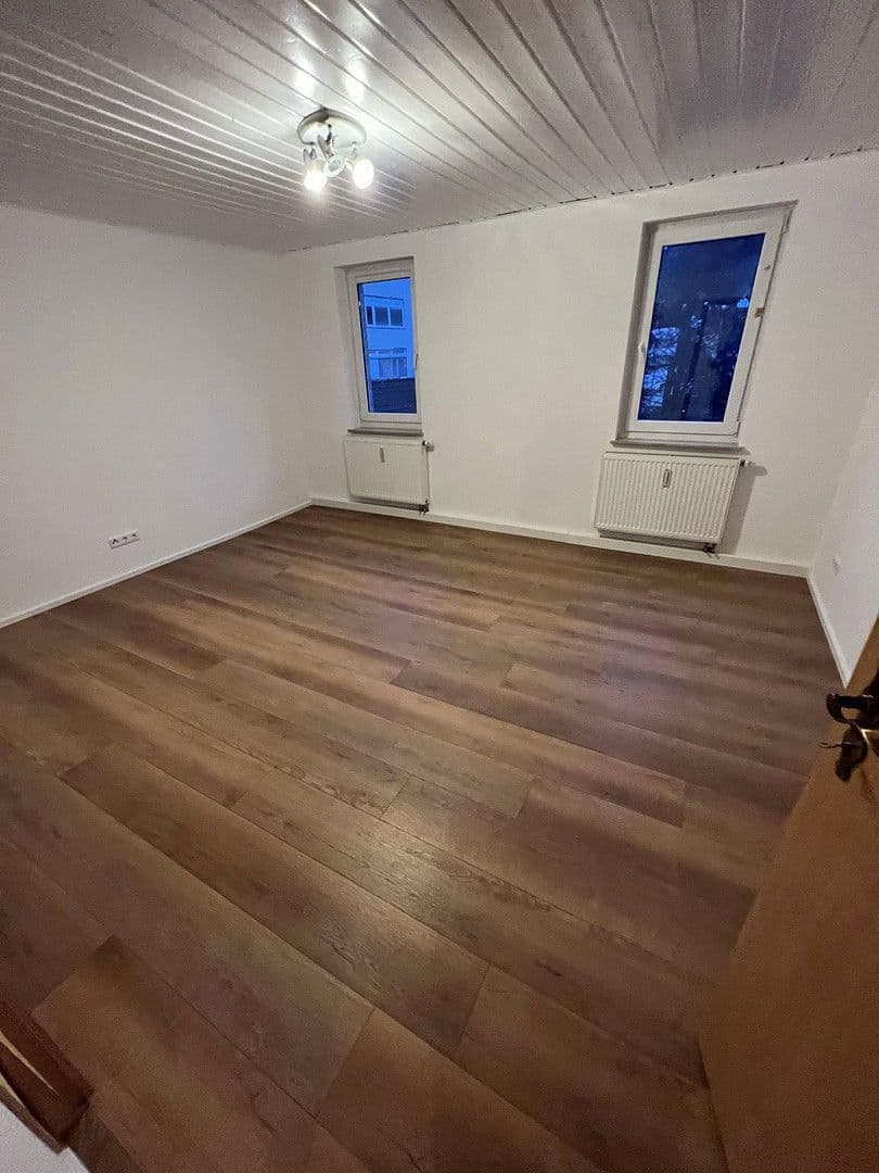 Pronájem bytu 2+1 62 m², Am Brestenberg 9, Schramberg, Bádensko-Württembersko Pronájem bytu 2+1 62 m², Am Brestenberg 9, Schramberg, Bádensko-Württembersko