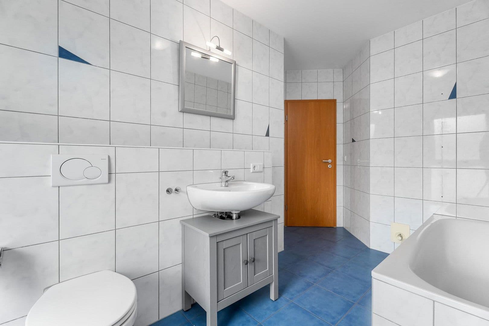 Pronájem domu 155 m², pozemek 182 m², Mechernicher Str. 15, Mechernich, Severní Porýní-Vestfálsko Pronájem domu 155 m², pozemek 182 m², Mechernicher Str. 15, Mechernich, Severní Porýní-Vestfálsko