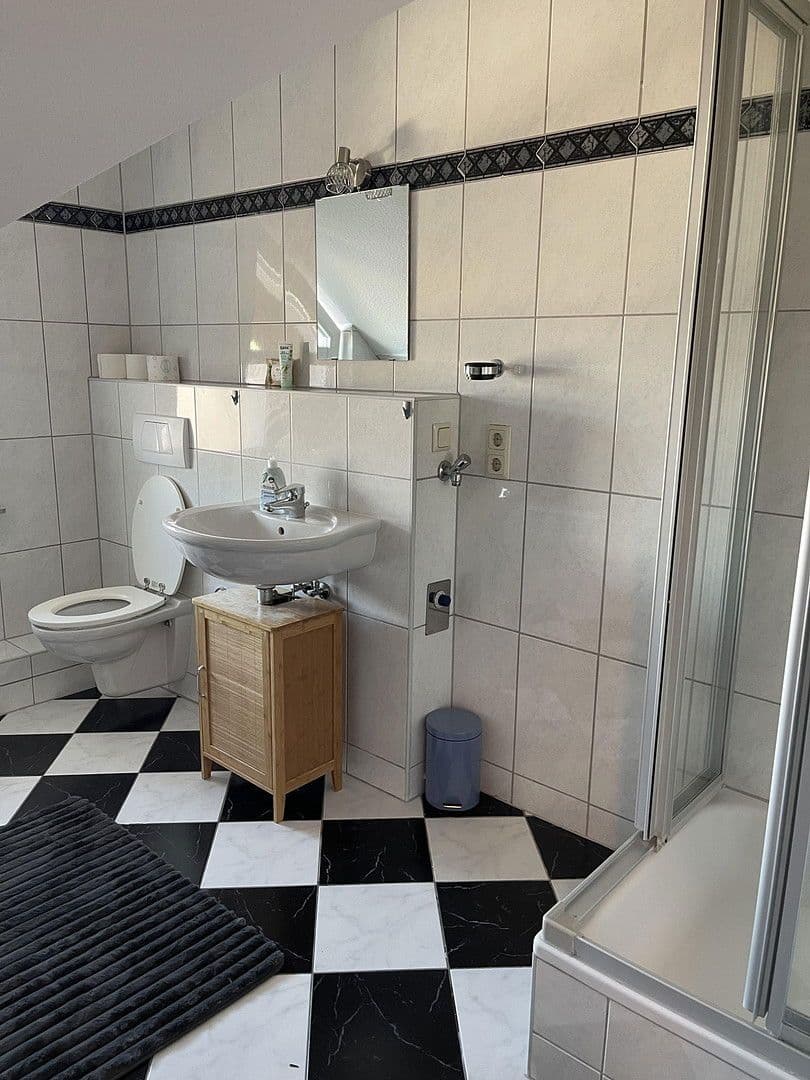 Pronájem bytu 3+1 85 m², Mainz-Kostheim, Hessen Pronájem bytu 3+1 85 m², Mainz-Kostheim, Hessen