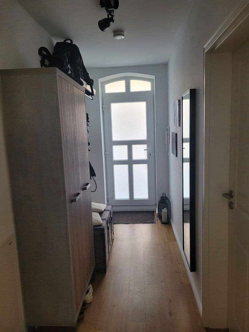 Pronájem bytu 2+1 78 m², Warnemünder Weg 8, Hamburg, Hamburg Pronájem bytu 2+1 78 m², Warnemünder Weg 8, Hamburg, Hamburg