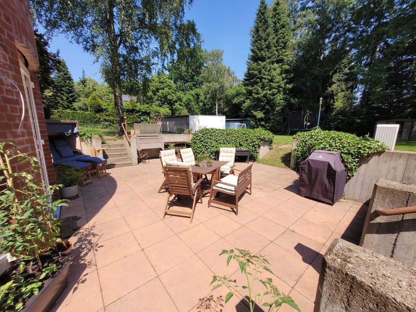 Pronájem bytu 2+1 78 m², Warnemünder Weg 8, Hamburg, Hamburg Pronájem bytu 2+1 78 m², Warnemünder Weg 8, Hamburg, Hamburg