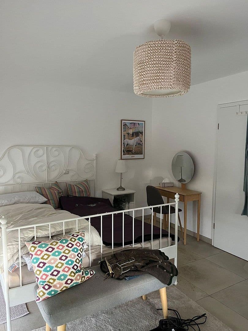 Pronájem domu 145 m², pozemek 150 m², Aying, Bavorsko Pronájem domu 145 m², pozemek 150 m², Aying, Bavorsko