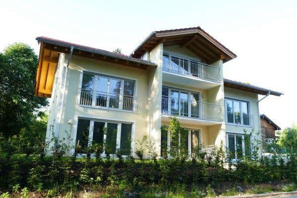 Pronájem domu 145 m², pozemek 150 m², Aying, Bavorsko Pronájem domu 145 m², pozemek 150 m², Aying, Bavorsko