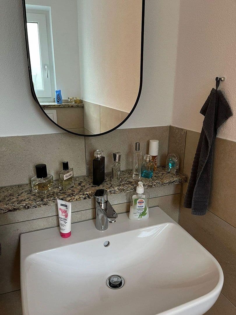 Pronájem domu 145 m², pozemek 150 m², Aying, Bavorsko Pronájem domu 145 m², pozemek 150 m², Aying, Bavorsko