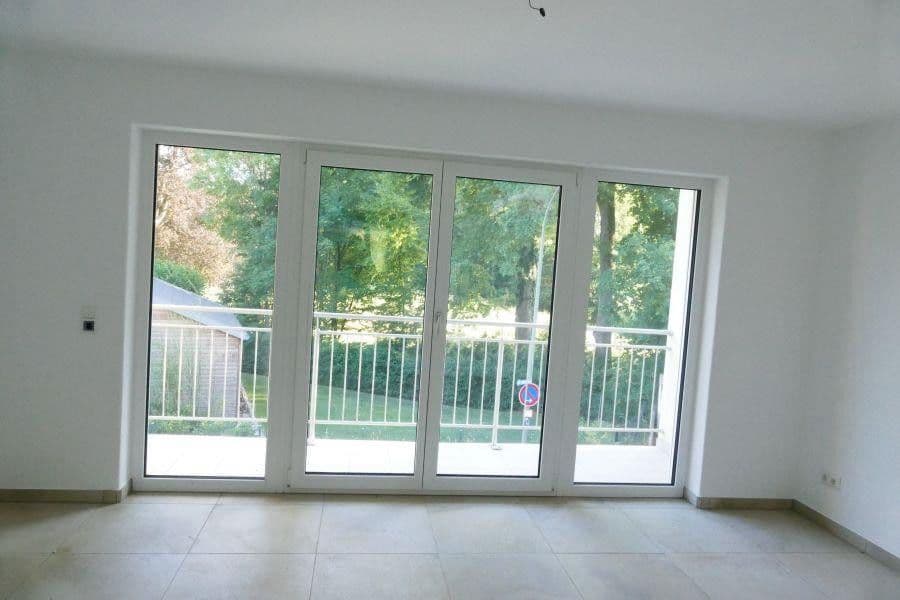 Pronájem domu 145 m², pozemek 150 m², Aying, Bavorsko Pronájem domu 145 m², pozemek 150 m², Aying, Bavorsko