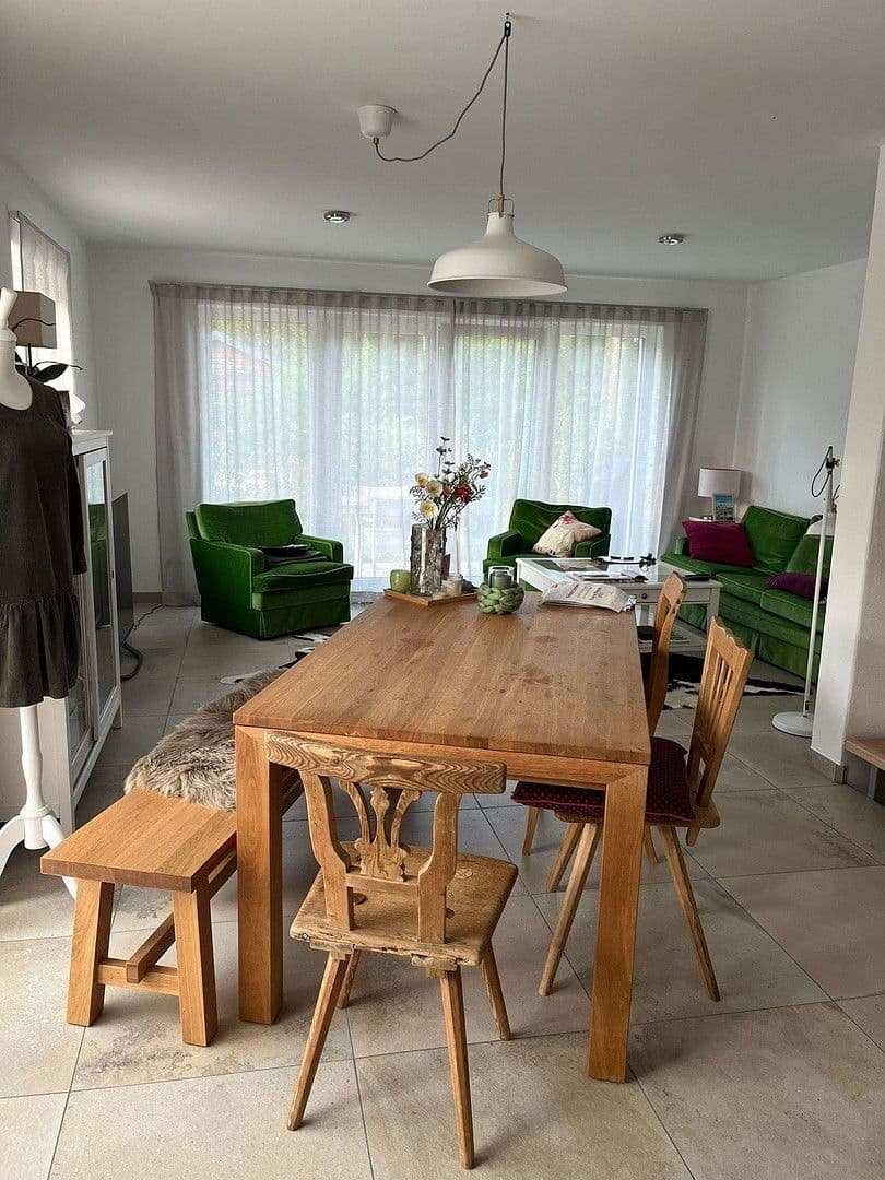 Pronájem domu 145 m², pozemek 150 m², Aying, Bavorsko Pronájem domu 145 m², pozemek 150 m², Aying, Bavorsko