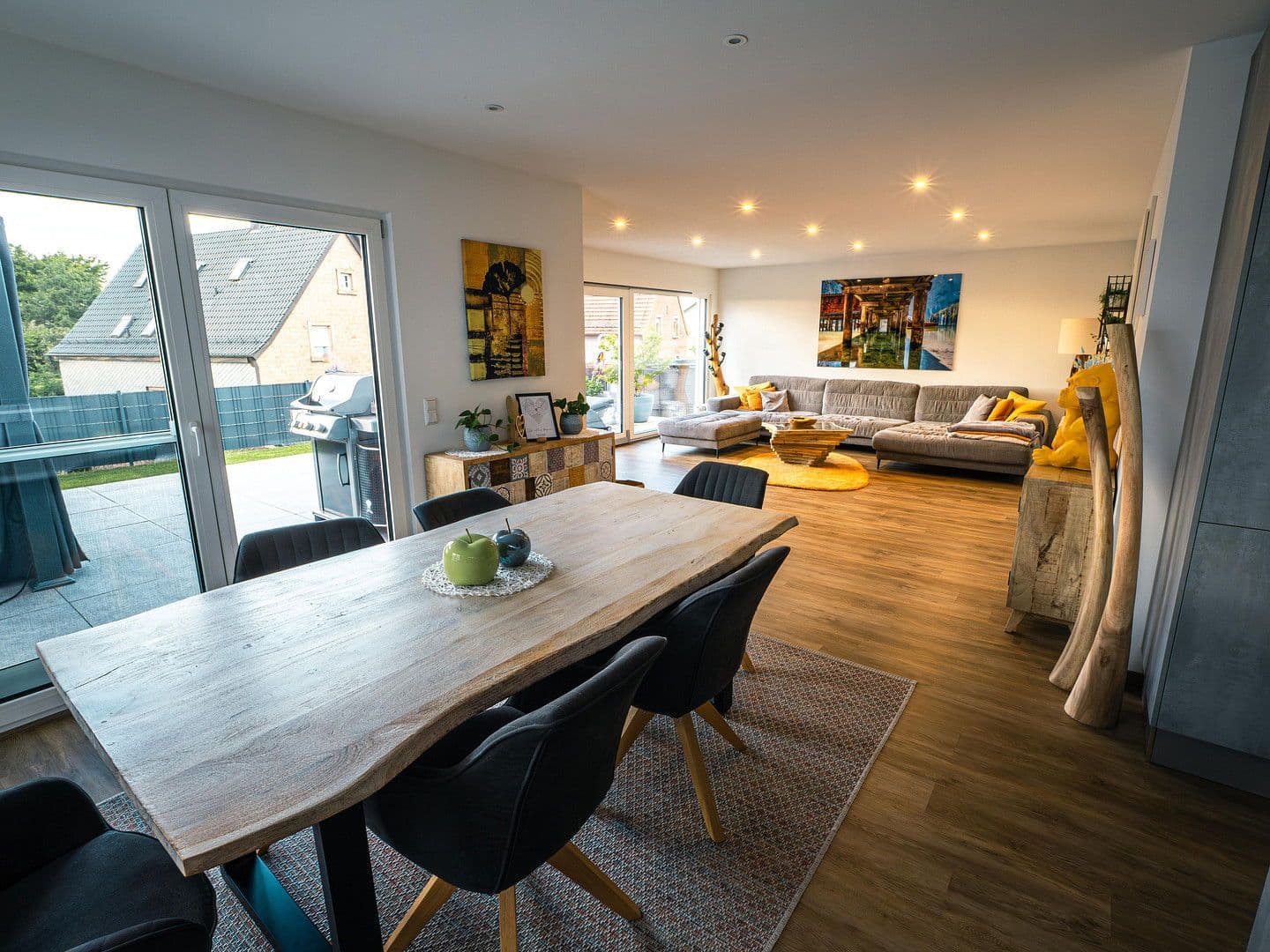 Prodej domu 210 m², pozemek 611 m², Schmalenberg, Porýní-Falc Prodej domu 210 m², pozemek 611 m², Schmalenberg, Porýní-Falc