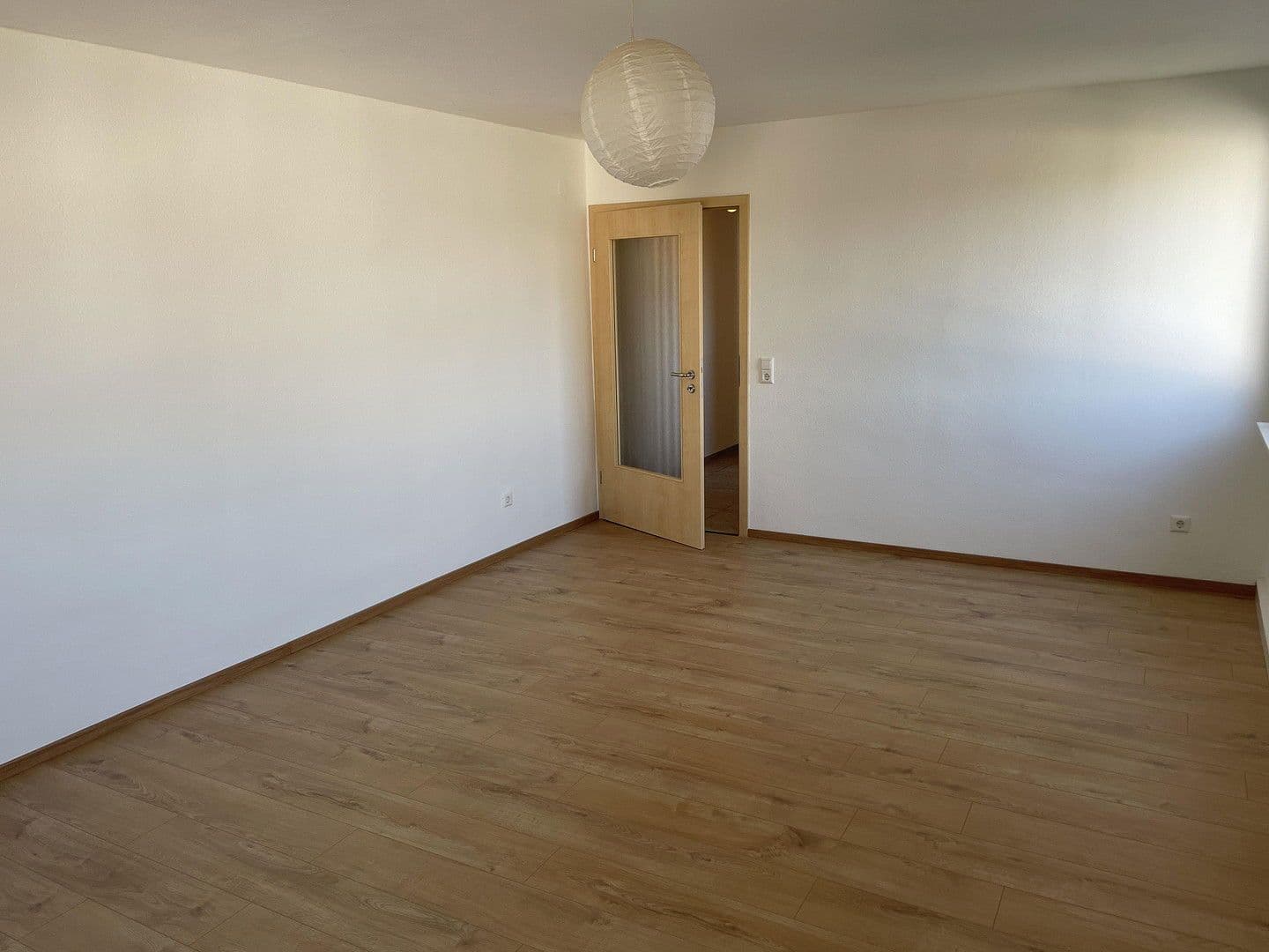 Pronájem bytu 2+1 57 m², Obrigheim, Bádensko-Württembersko Pronájem bytu 2+1 57 m², Obrigheim, Bádensko-Württembersko