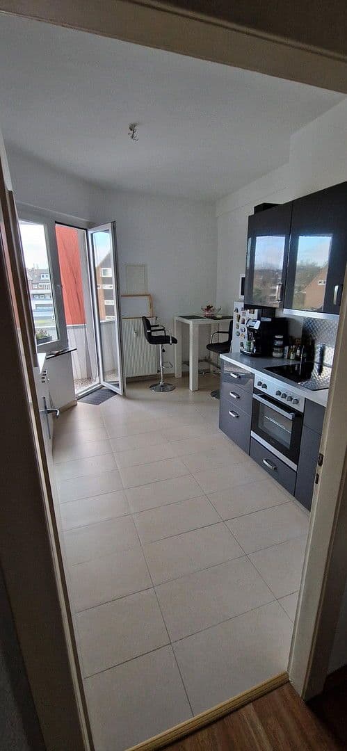 Pronájem bytu 3+1 95 m², Moerser Str. 1, Meerbusch, Severní Porýní-Vestfálsko Pronájem bytu 3+1 95 m², Moerser Str. 1, Meerbusch, Severní Porýní-Vestfálsko