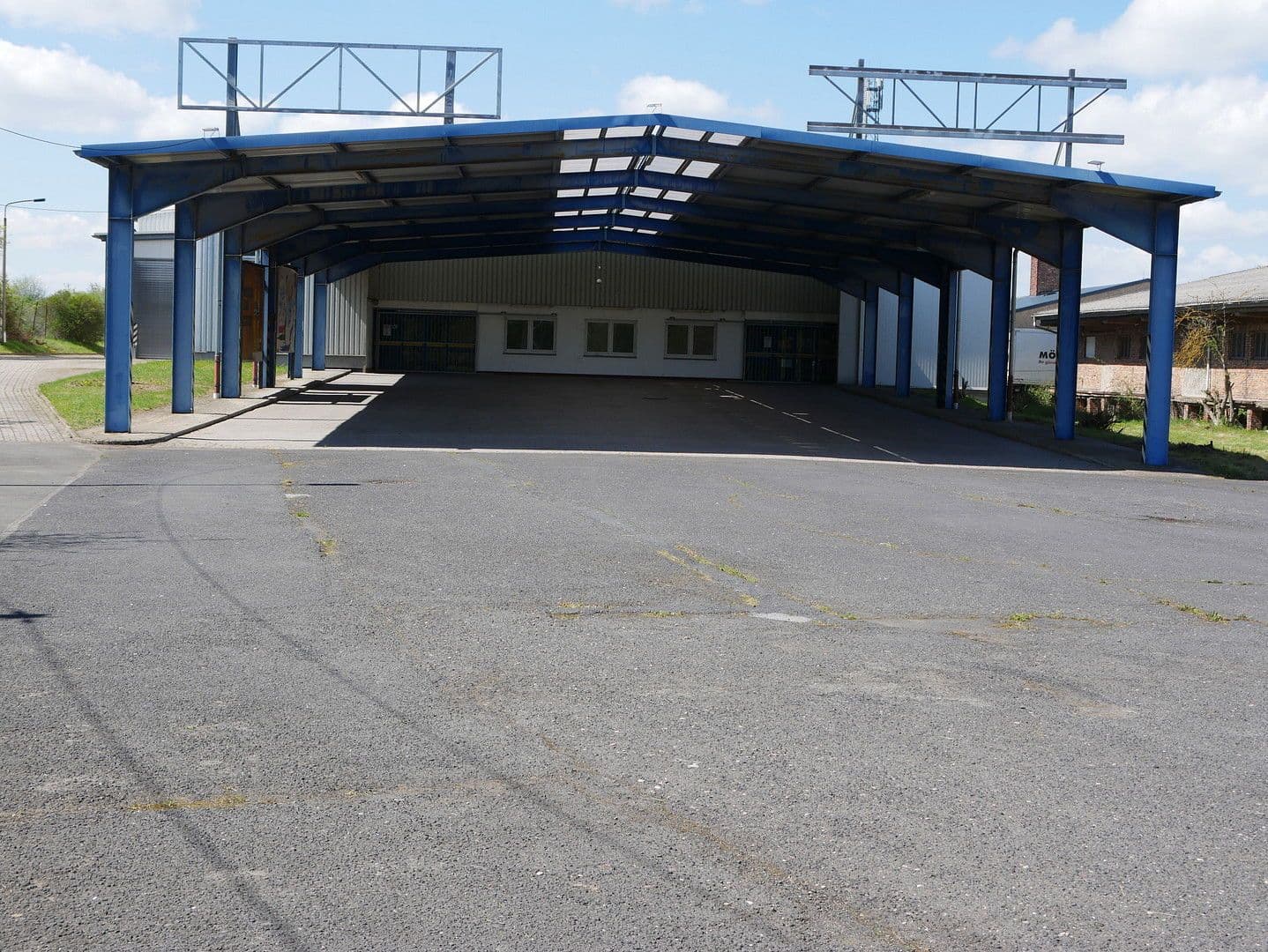 Pronájem nebytového prostoru 10.000 m², Salzunger Straße 115b, Leimbach, Durynsko Pronájem nebytového prostoru 10.000 m², Salzunger Straße 115b, Leimbach, Durynsko