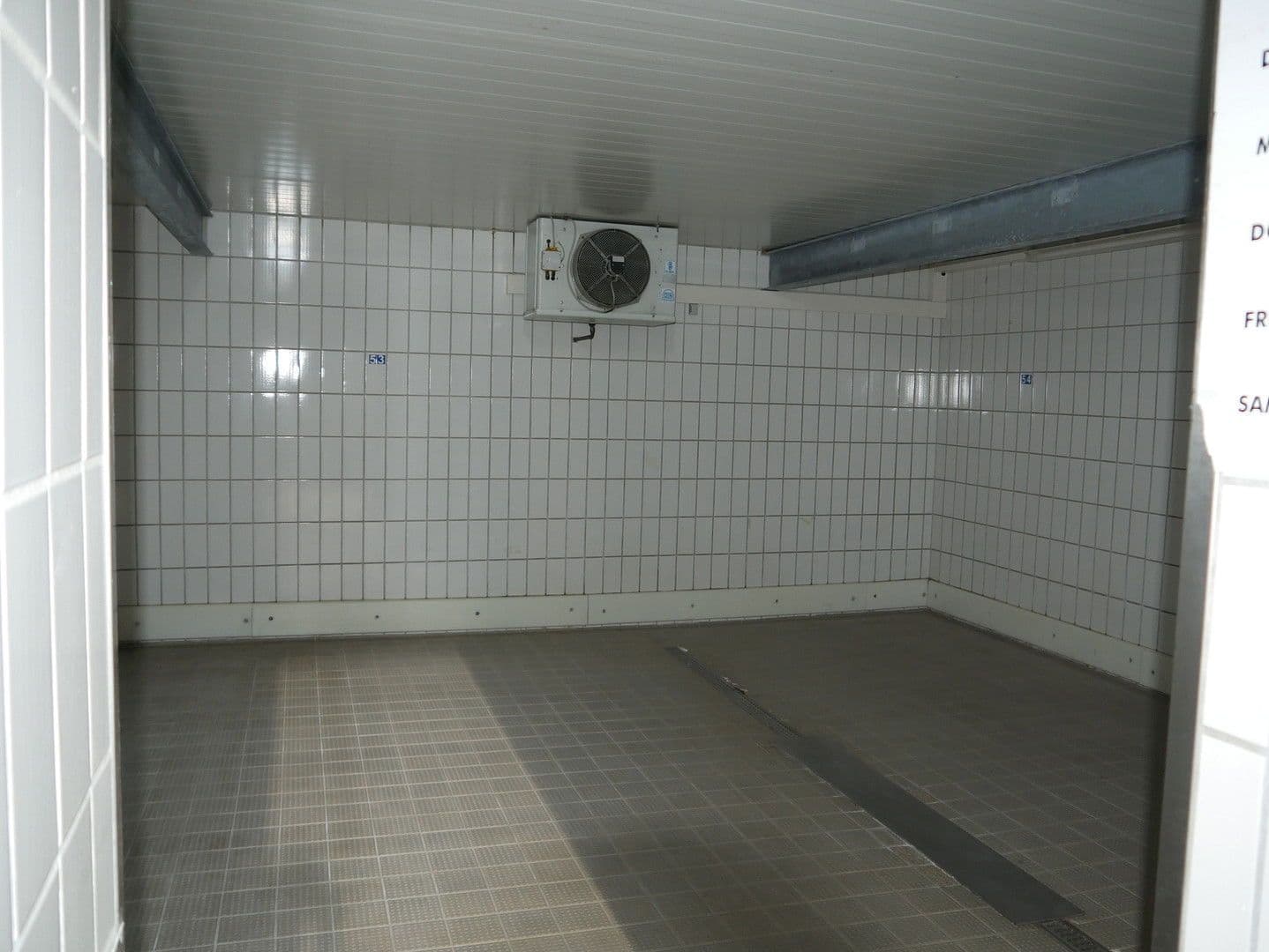 Pronájem nebytového prostoru 10.000 m², Salzunger Straße 115b, Leimbach, Durynsko Pronájem nebytového prostoru 10.000 m², Salzunger Straße 115b, Leimbach, Durynsko