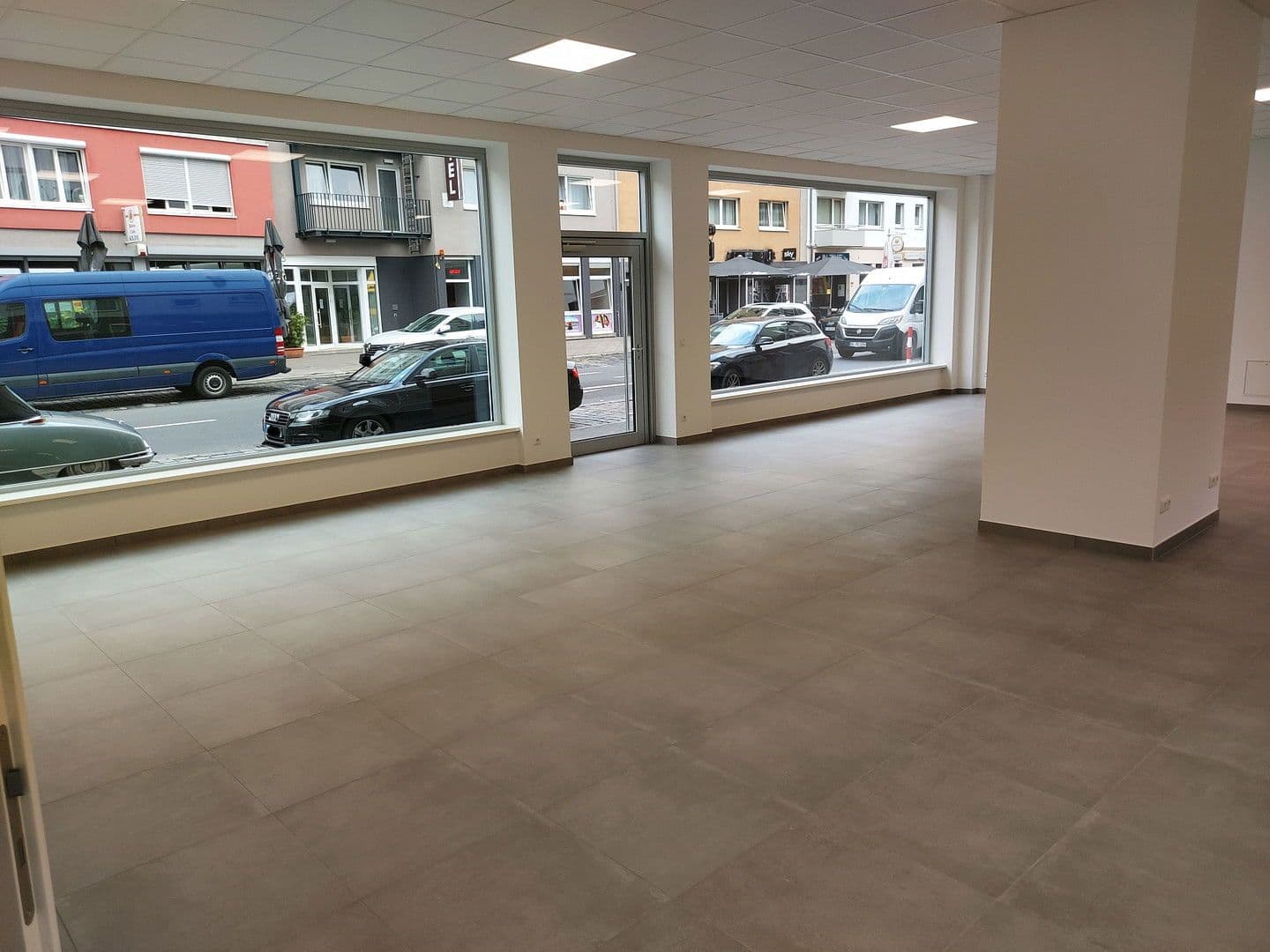 Pronájem nebytového prostoru 137 m², Allerheiligenstr. 13, Frankfurt, Hessen Pronájem nebytového prostoru 137 m², Allerheiligenstr. 13, Frankfurt, Hessen